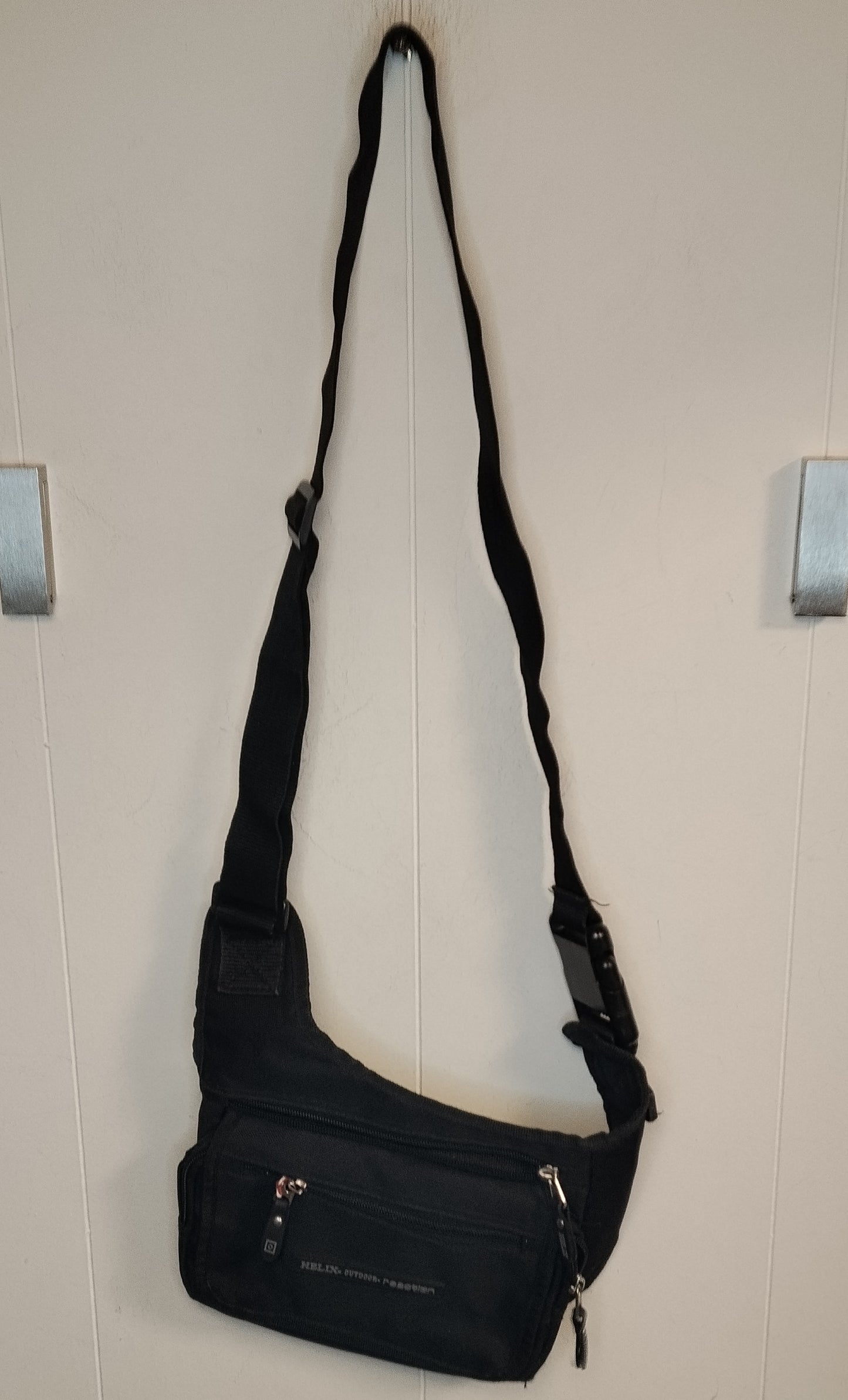 Borsa Tracolla Helix Nera – Marsupio Uomo Donna Multitasche Sportivo