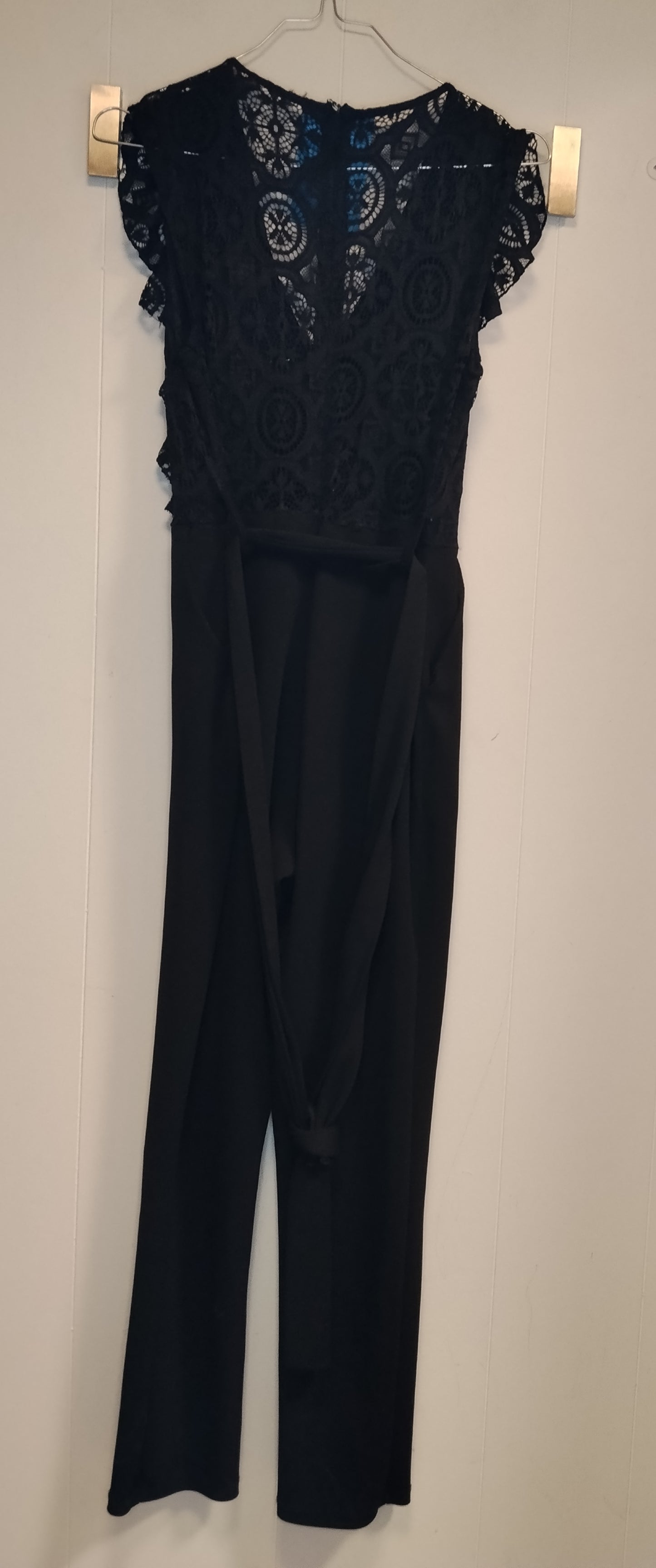 Tuta Elegante Nera Donna in Pizzo e Volant Taglia S