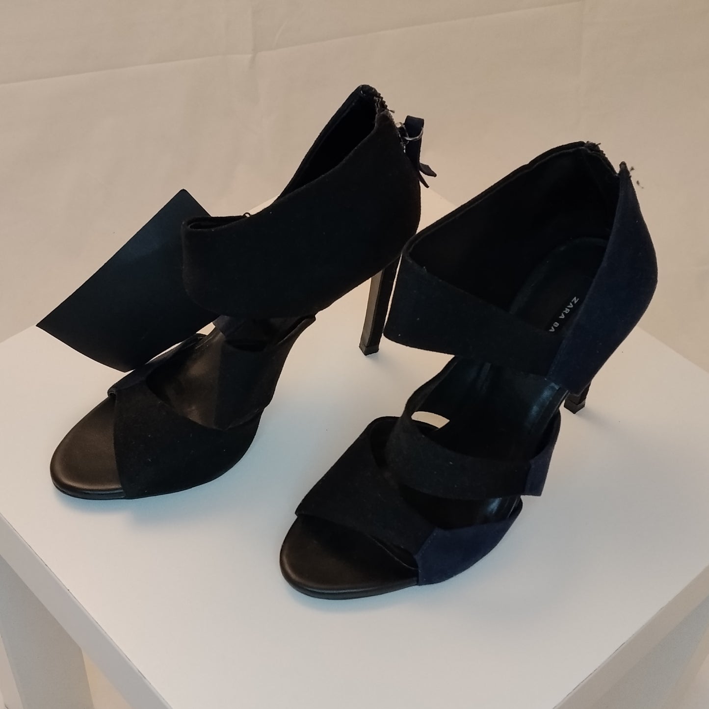 Sandali con tacco Zara donna taglia 37 neri eleganti open toe