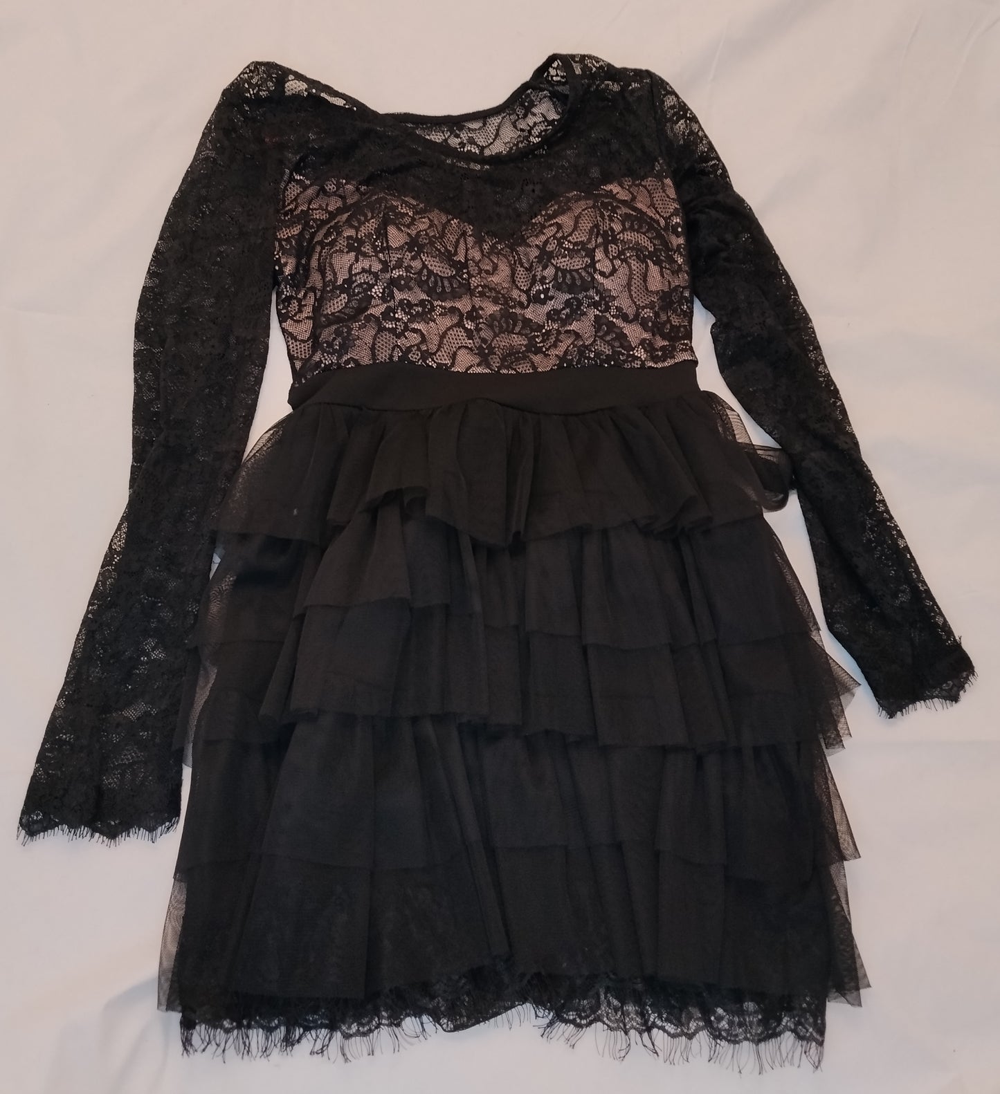 Vestito nero in pizzo e tulle taglia M – Elegante sera party
