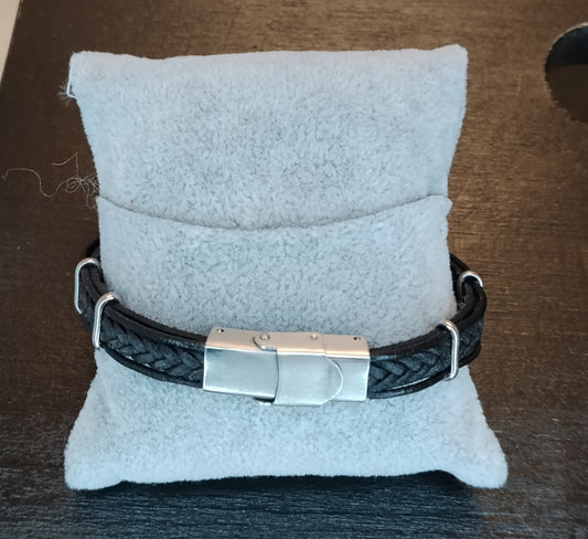 Bracciale Uomo Pelle Intrecciata Nera con Piastra Acciaio Lunghezza 23 cm