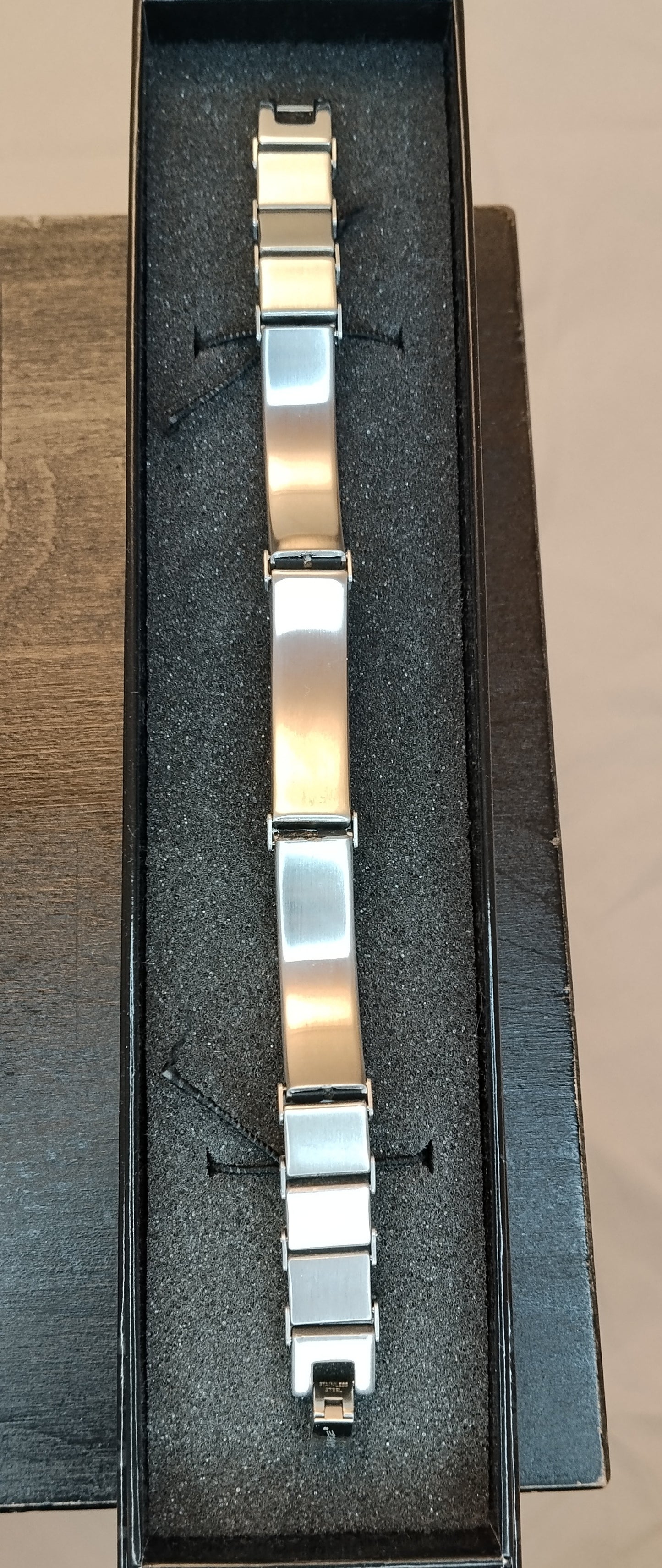 Bracciale Acciaio Uomo con Piastra Centrale Lunghezza 21 cm con Scatola