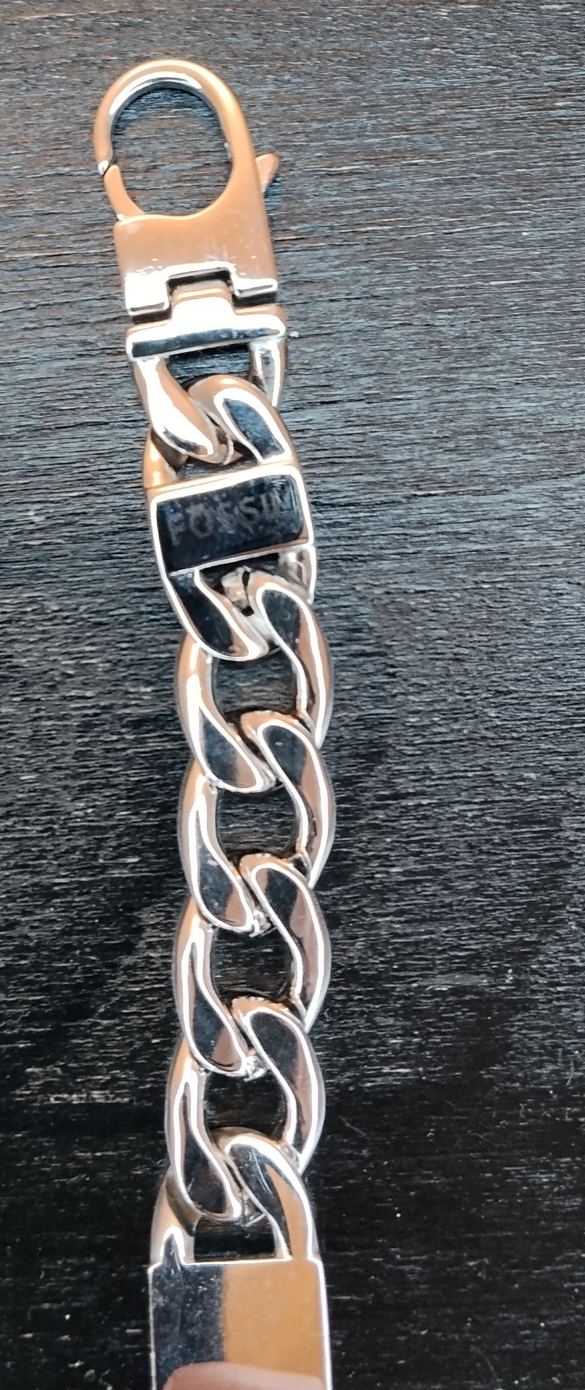 Fossil Bracciale Uomo Acciaio con Piastra e Catena Lunghezza 23 cm con Scatola