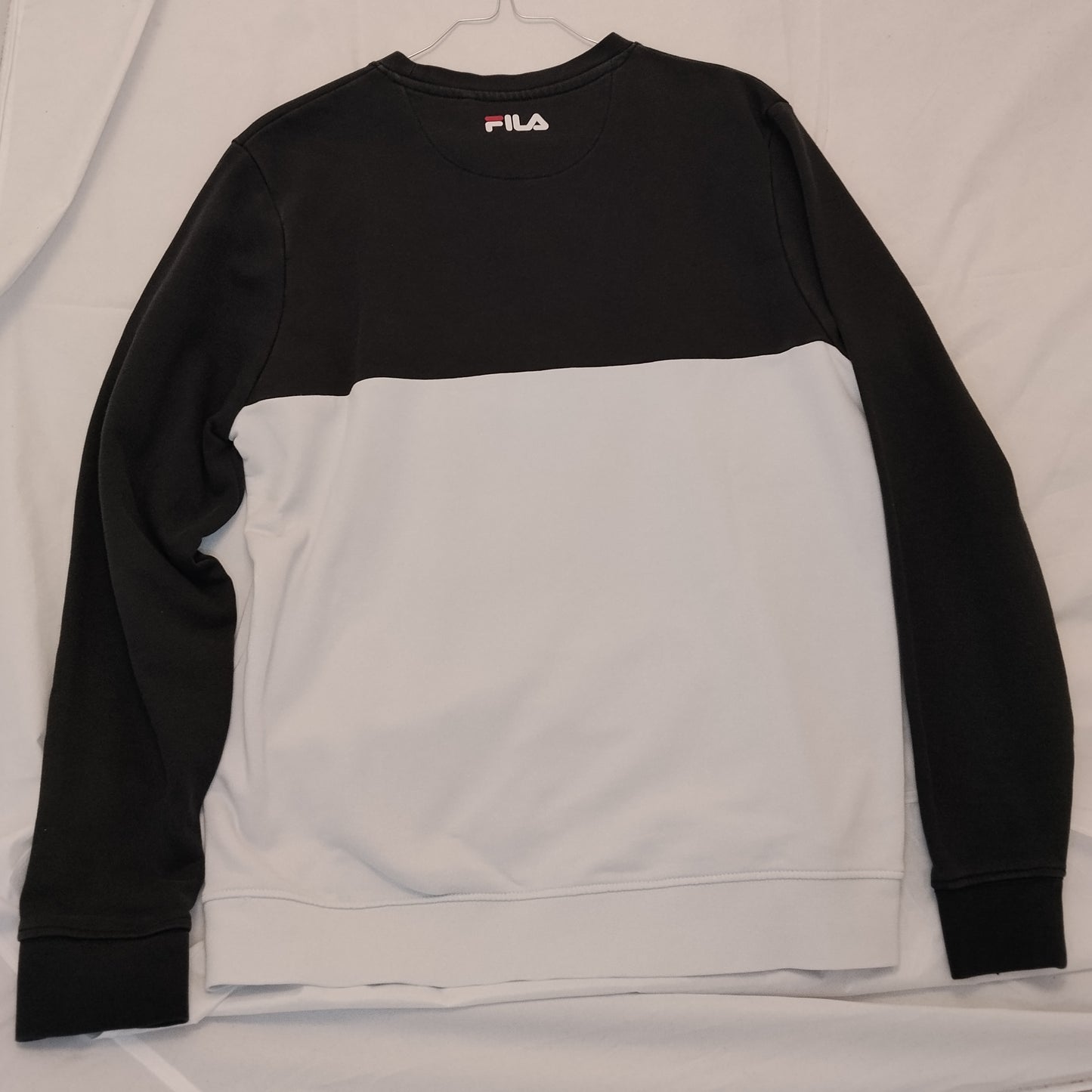 Felpa Fila bianca e nera logo grande taglia S – Girocollo streetwear