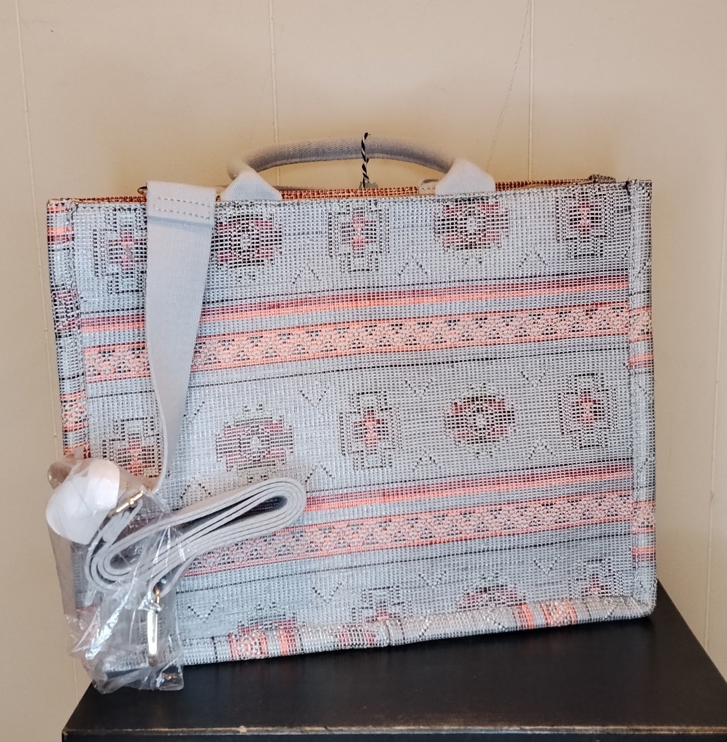 Borsa Donna Fantasia Etnica Bianco Rosa con Tracolla Casual Capiente