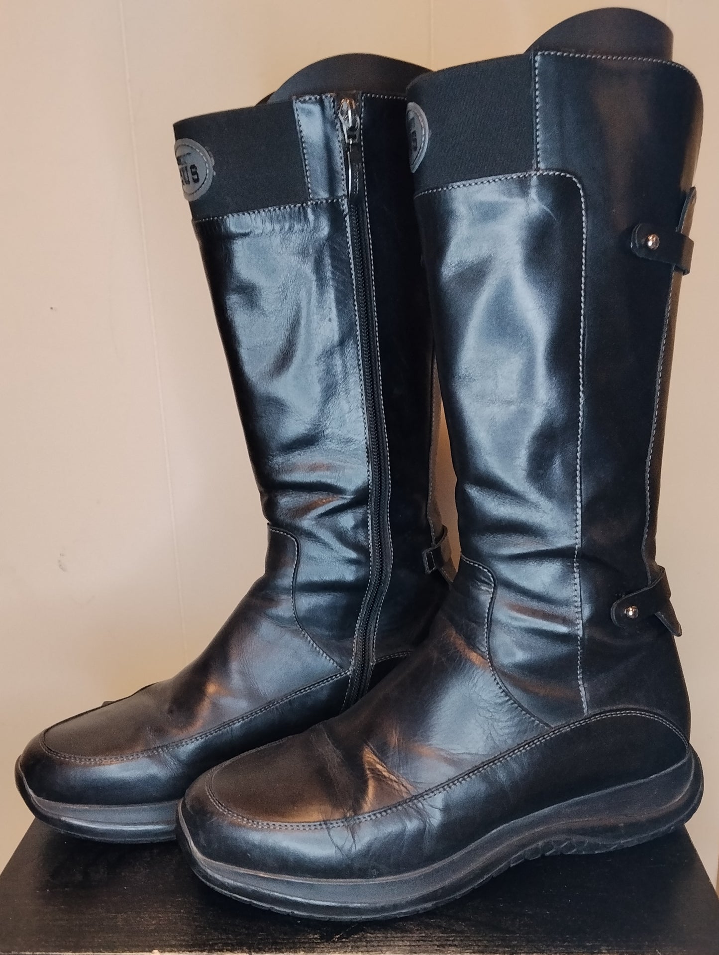 Stivali Donna Paciotti 4US Neri in Pelle Taglia 39 – Eleganti e Versatili