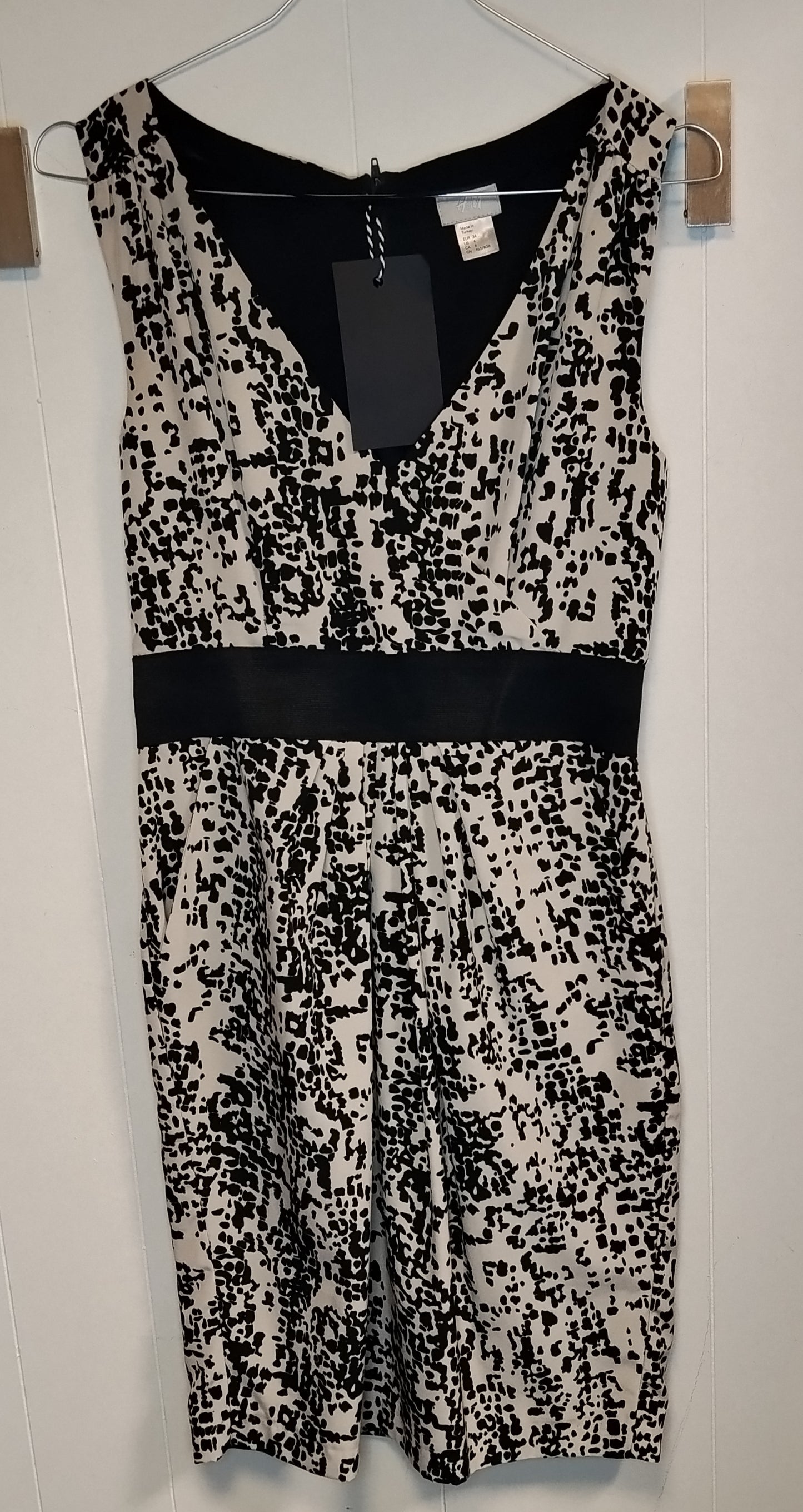 Abito Donna H&M Bianco e Nero Taglia 38 – Vestito Elegante con Scollo a V