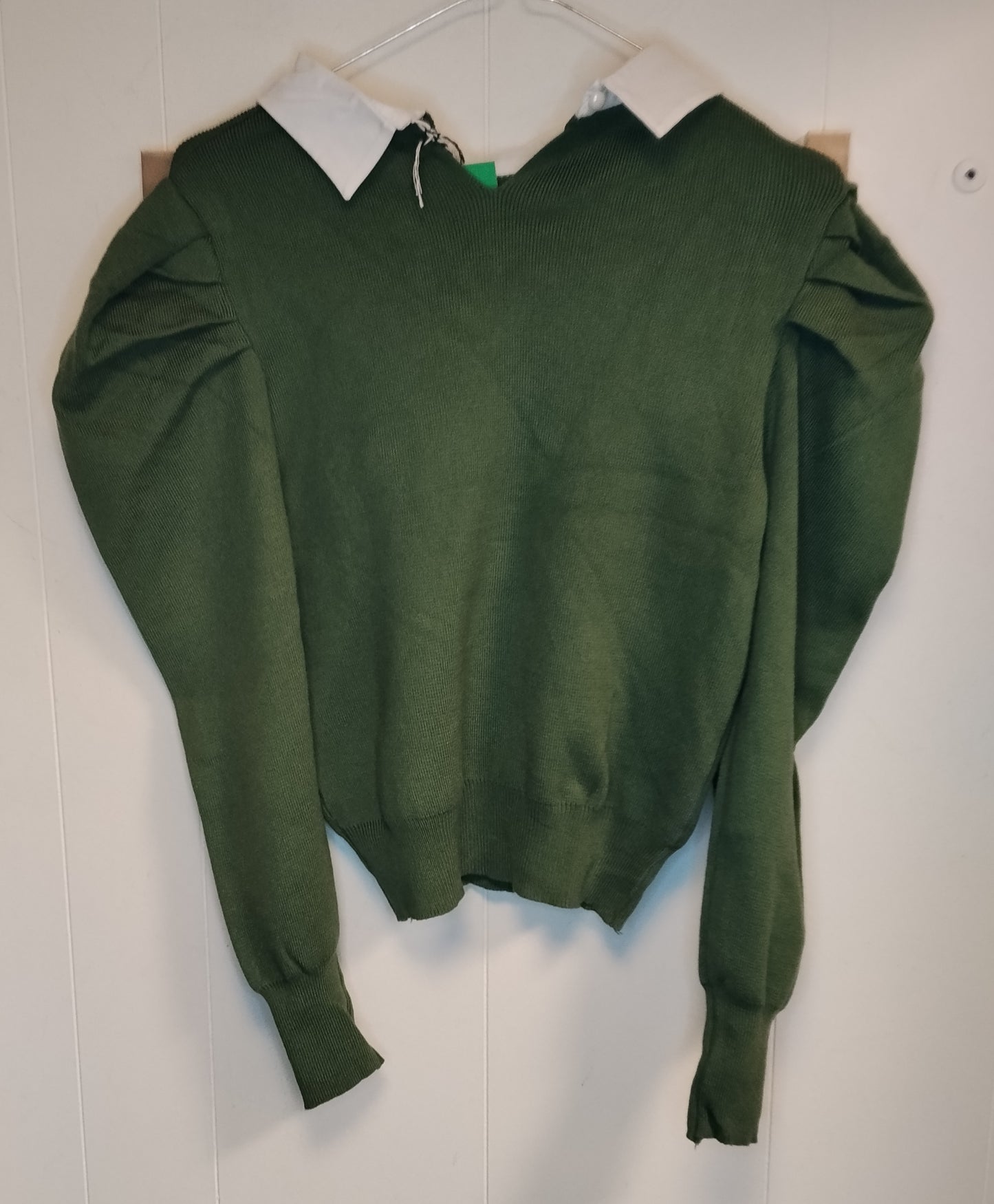 Maglioncino Verde Donna Taglia S – Colletto Gioiello Elegante con Maniche a Sbuffo