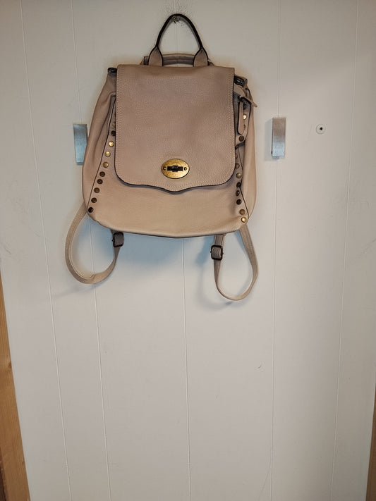 Borsa Zaino Donna Beige Convertibile Tracolla con Borchie Casual