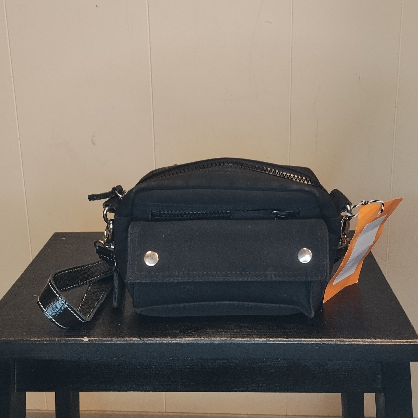 Borsa Tracolla Donna Anima & Corpo Nera Compatta Multi Tasche