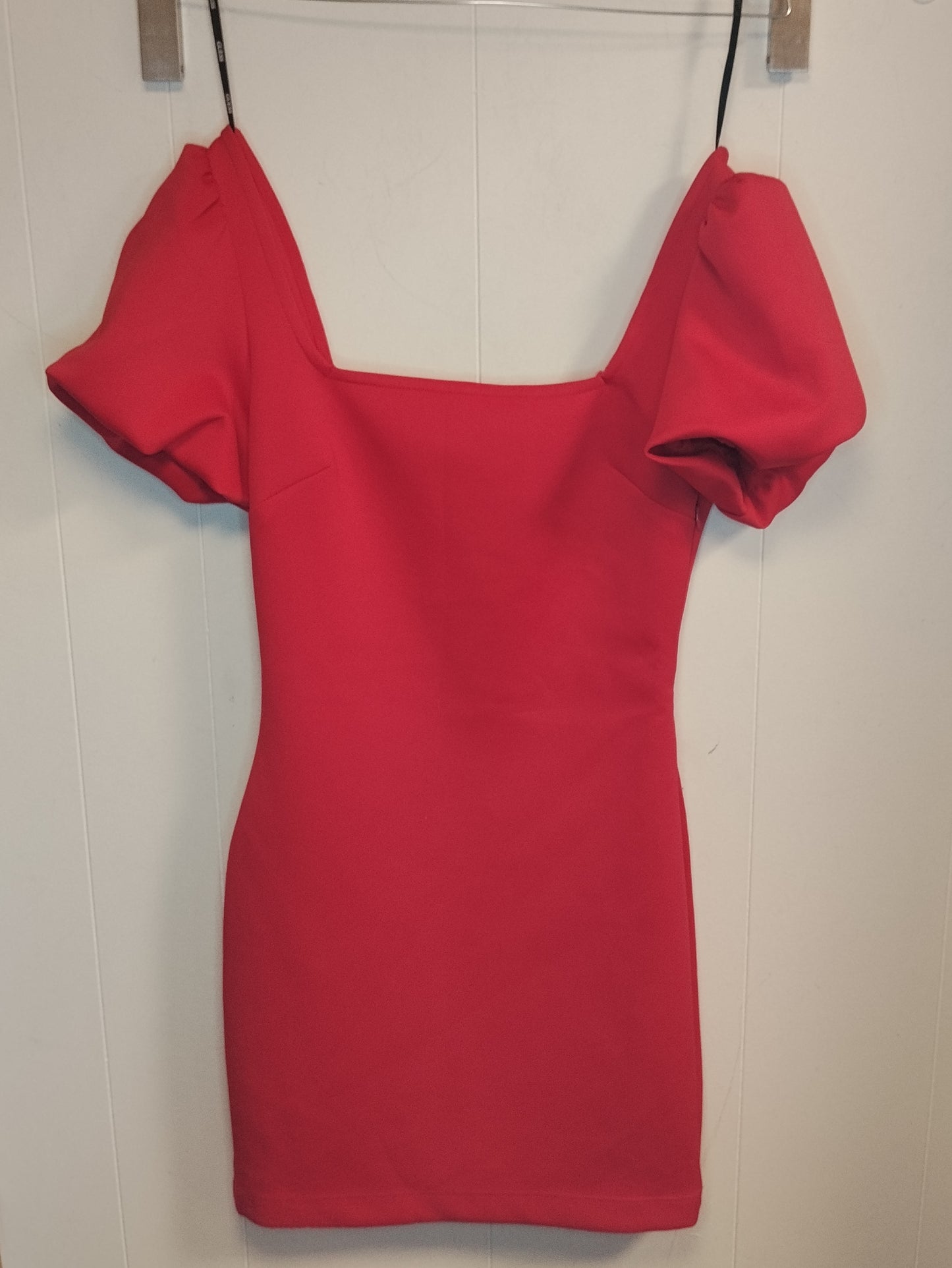 Abito Guess Donna Taglia S Fucsia con Maniche a Sbuffo Elegante e Sensuale
