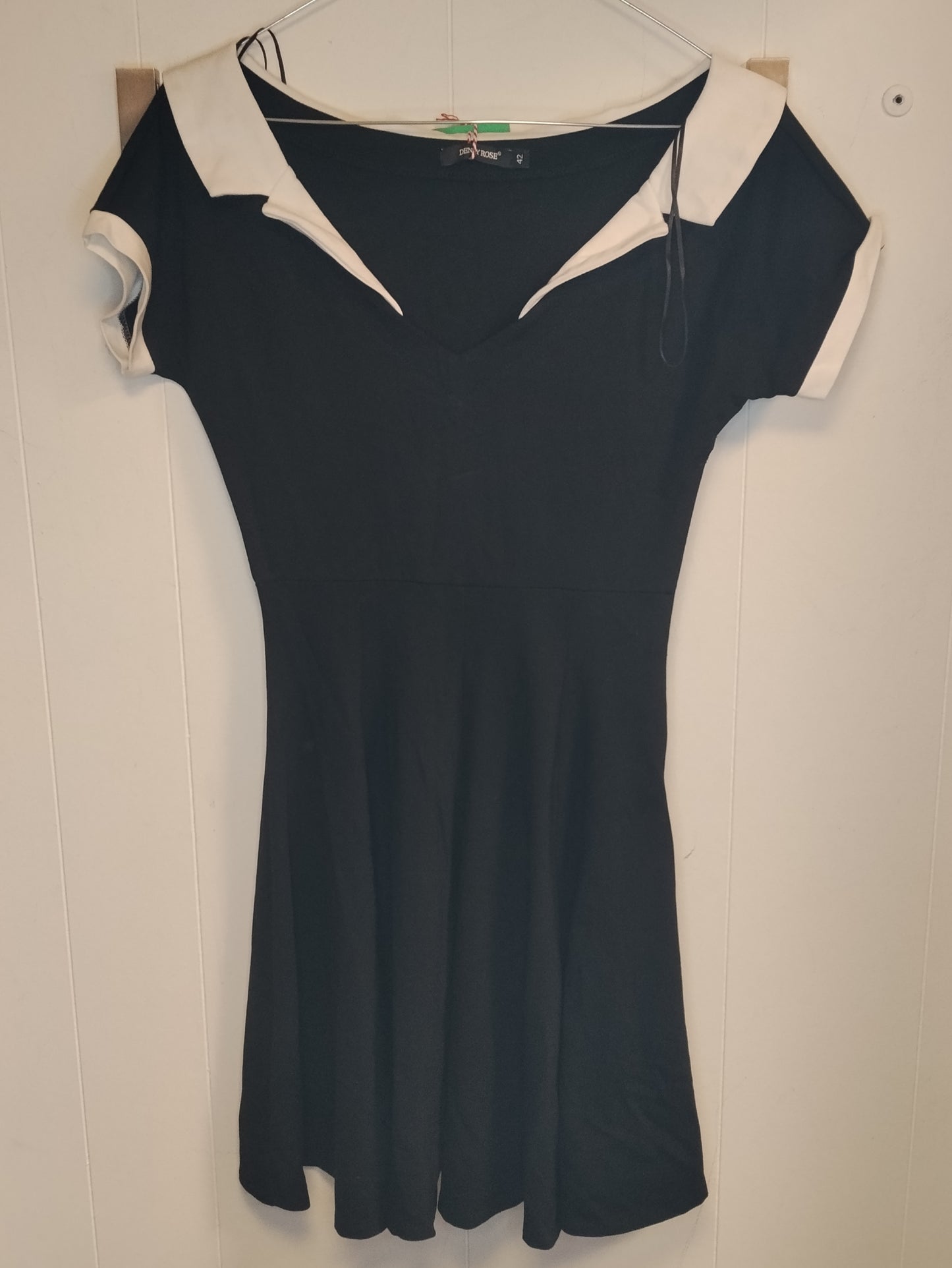 Abito Denny Rose Donna Taglia 42 Nero con Colletto Bianco Elegante