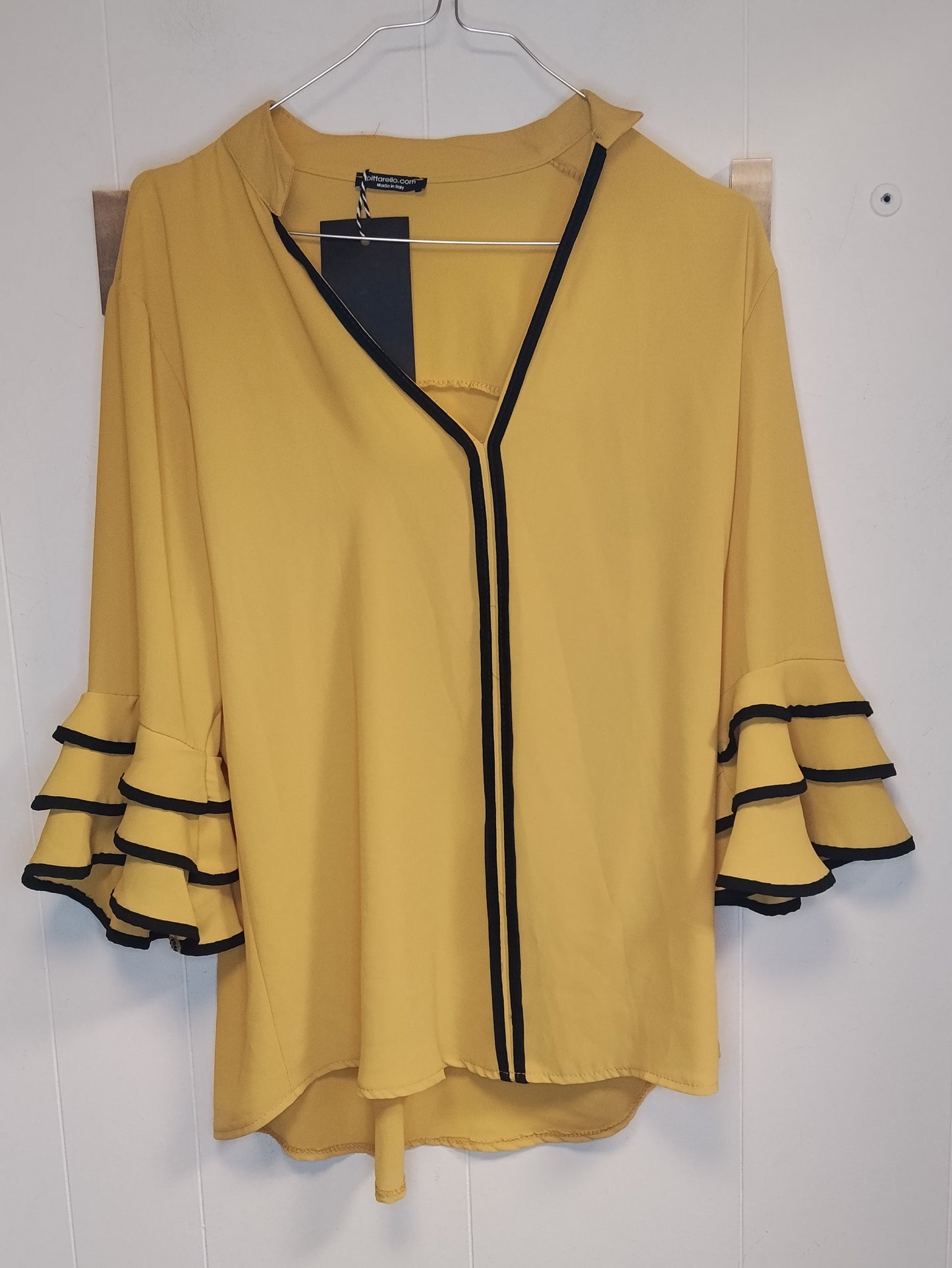 Blusa Pittarello donna taglia M gialla con profili neri e volant