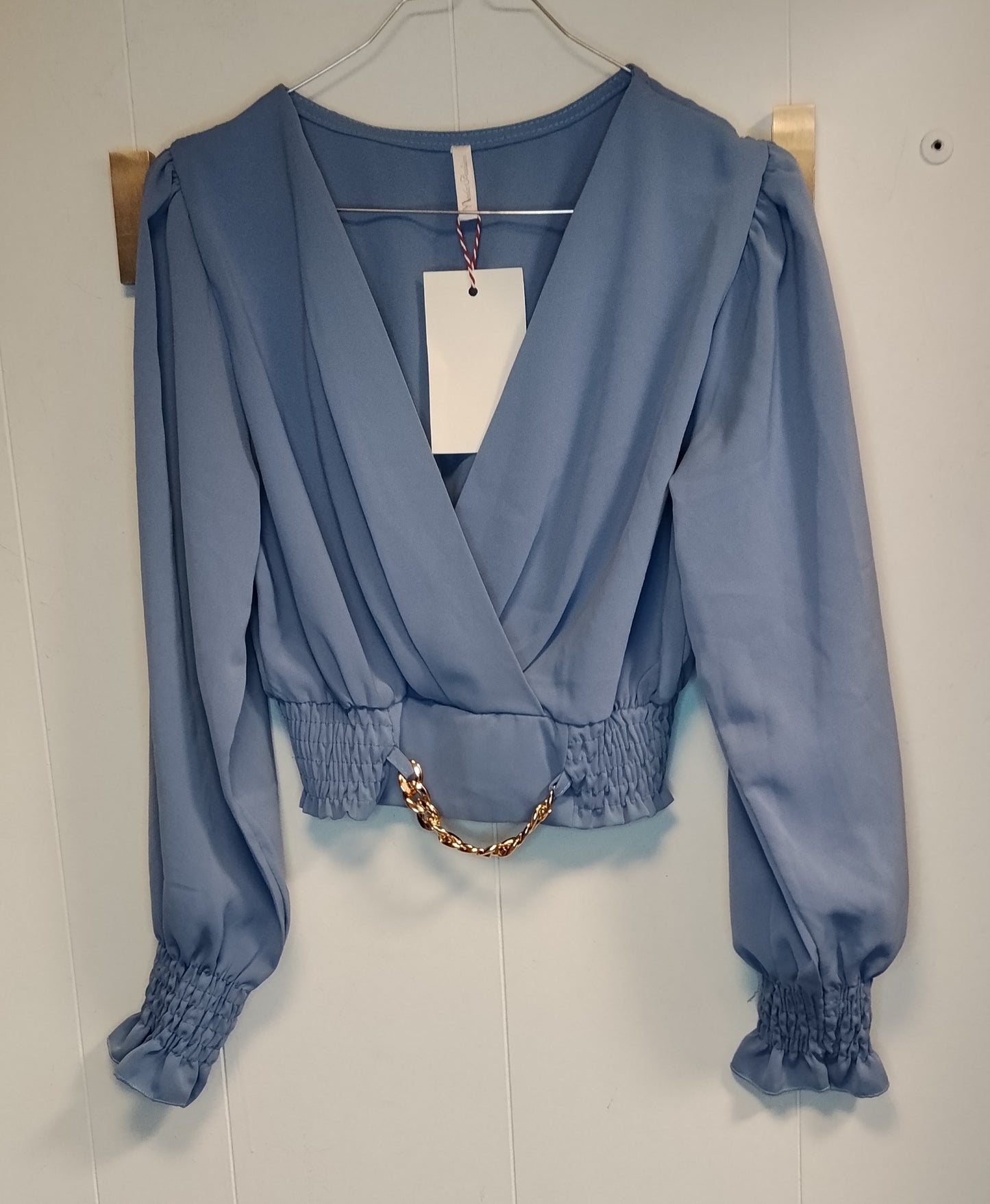 Top donna azzurro incrociato con catena taglia M