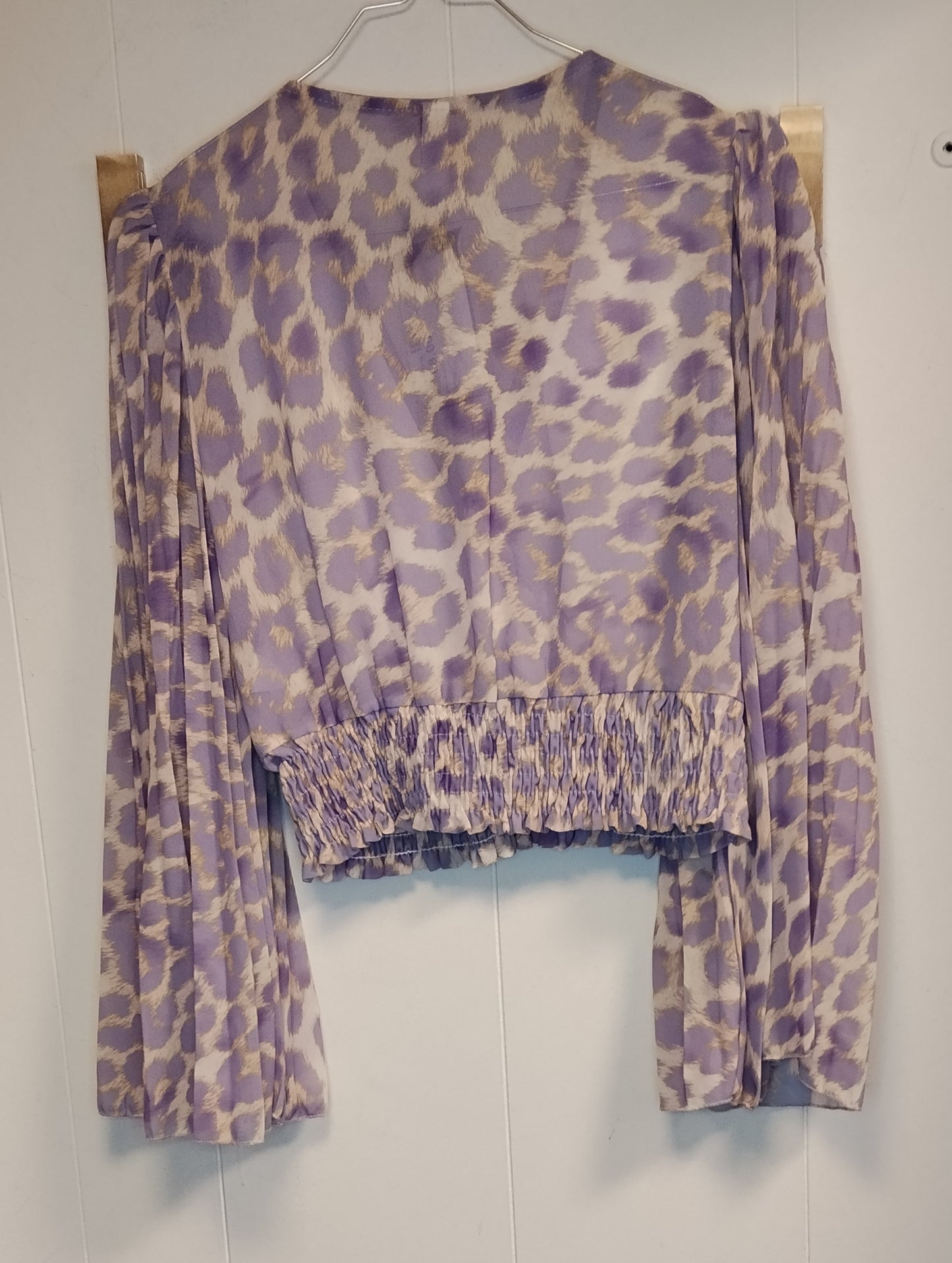 Top donna cropped fantasia animalier lilla taglia M