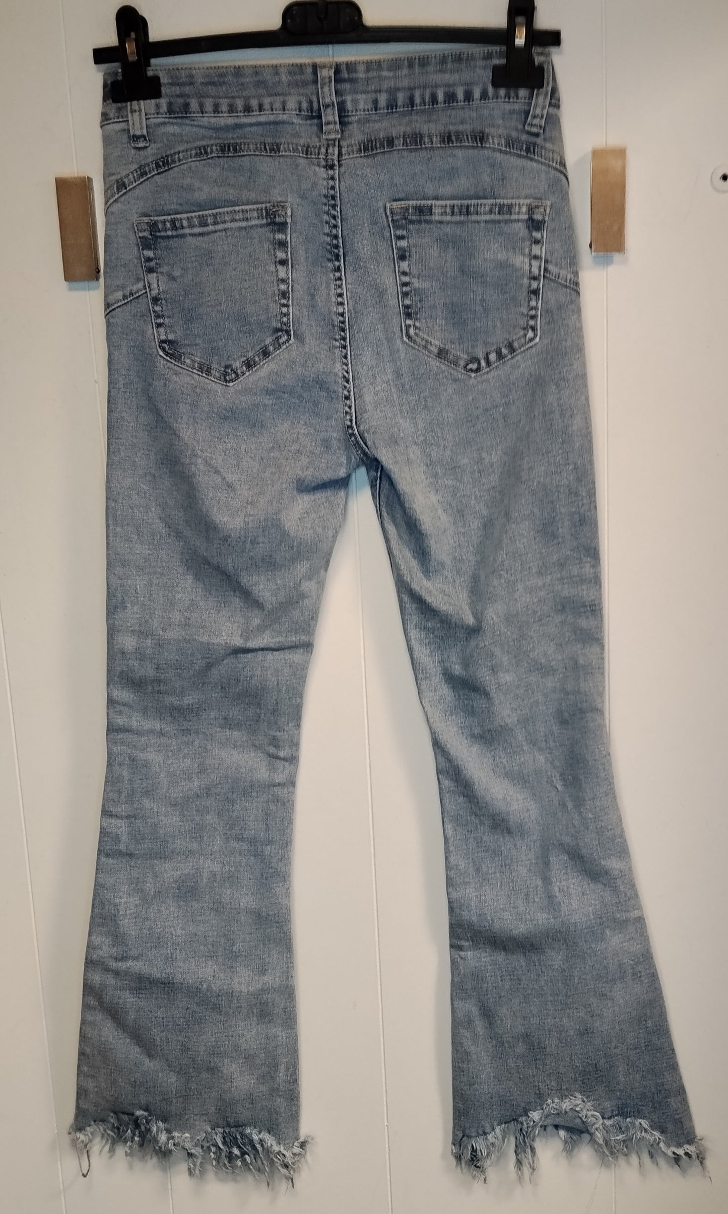 Jeans donna cropped sfrangiati taglia M
