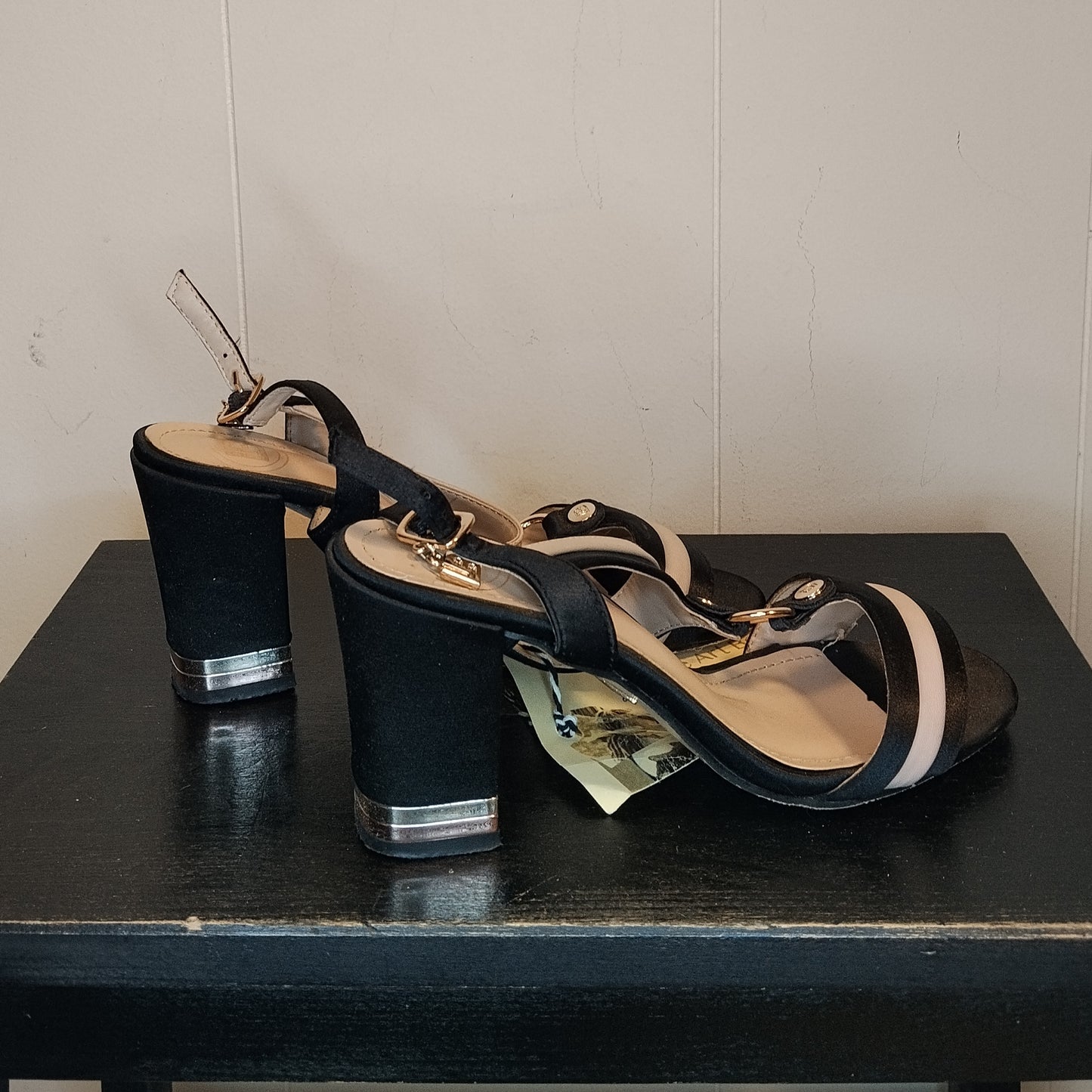 Sandali Laura Biagiotti donna neri e beige con tacco taglia 35