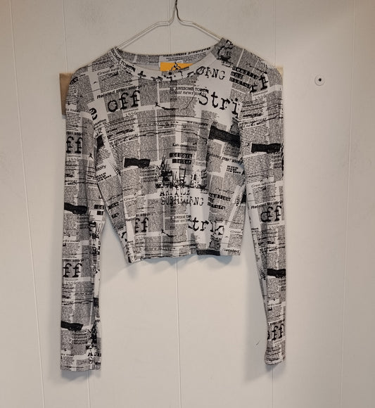 Maglia Bershka Crop Fantasia Giornale Bianca Nera Taglia M Y2K