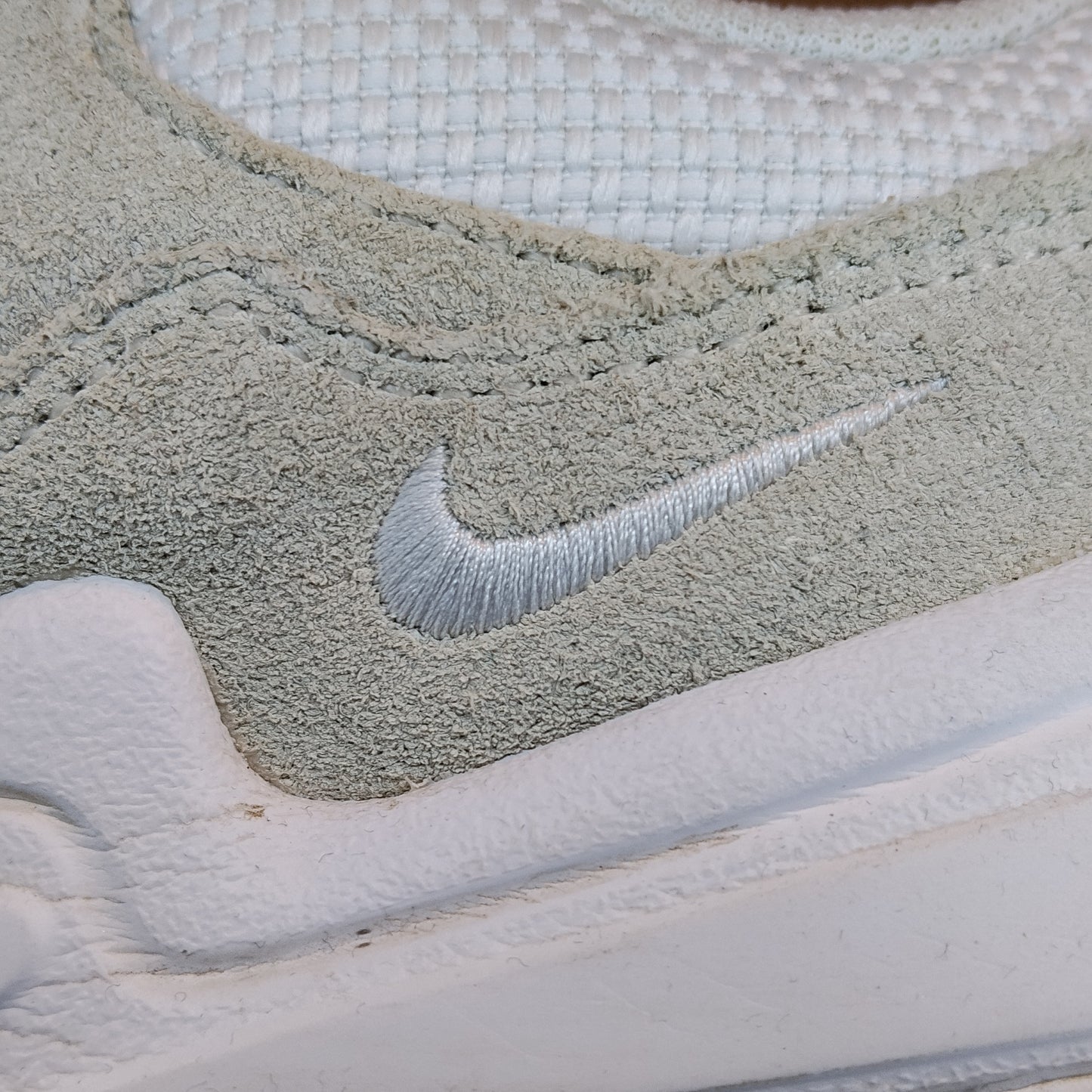 Scarpe Sneakers Nike Bianche Uomo Donna Taglia 42,5 Complete di Scatola